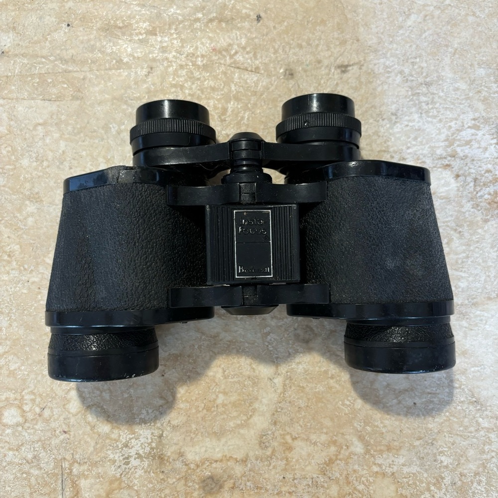 Vintage 1970’s Bushnell Insta Focus Binoculars
